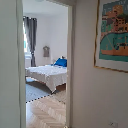 Serenissima Retro Apartment